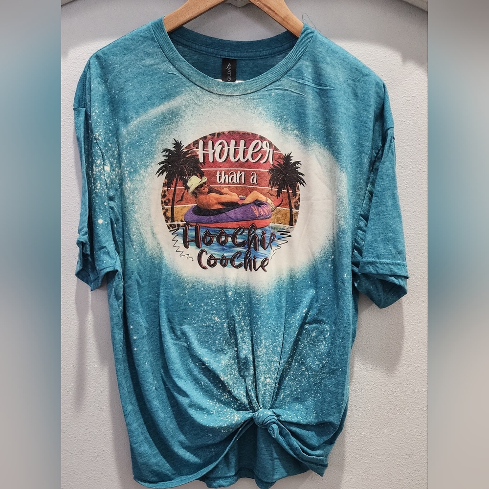 COUNTRY TSHIRT NWT